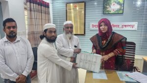 ব্রাহ্মণপাড়ার ২০ মাদরাসা ও এতিমখানায় সৌদি সরকারের খেজুর বিতরণ”